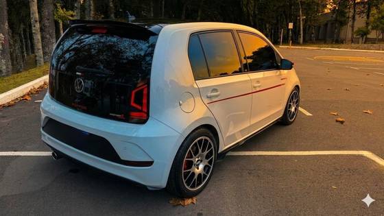 VOLKSWAGEN UP 1.0 TSI PEPPER 12V FLEX 4P MANUAL VOLKSWAGEN UP 1.0 TSI PEPPER 12V FLEX 4P MANUAL